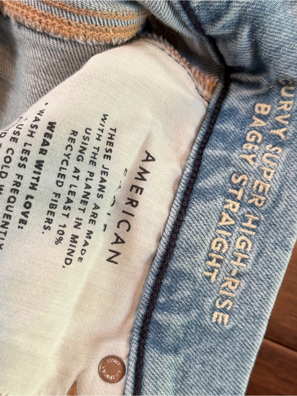 American Eagle Outfitters Women's Light Blue Straight Leg Jeans - Picture 3 of 4